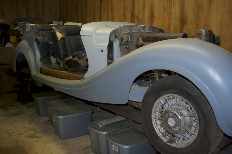 Illustration for article titled eBay Refuses To List 1941 Mercedes Benz 540K Once Of Hermann Goering.